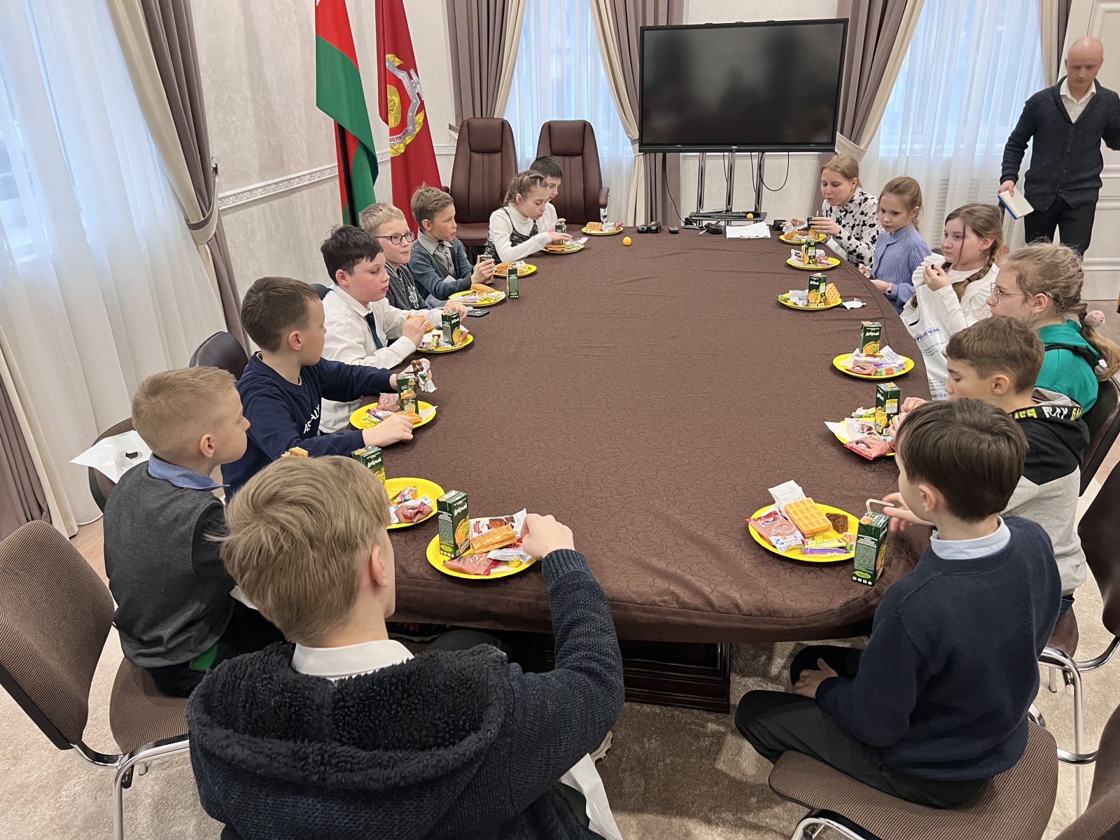 Сладкий стол для детей после ознакомительных мероприятий, Минск